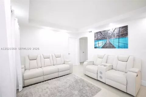 1120 E 6th Ct, Hialeah, FL 33010 photo 8