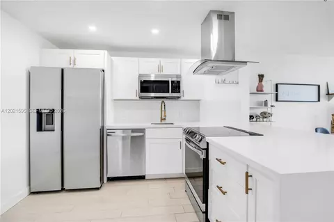 20379 W Country Club Dr #1237, Aventura, FL 33180