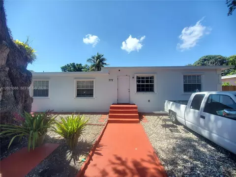 372 NE 162nd St, Miami, FL 33162