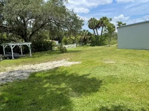 1326 Red Barn Rd, Moore Haven, FL 33471 photo 4