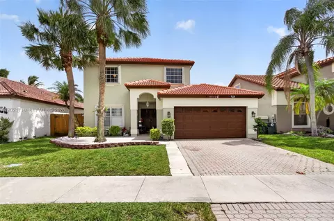 4940 NW 54th St, Coconut Creek, FL 33073