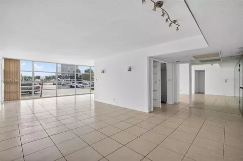 2000 Atlantic Shores Blvd #120, Hallandale Beach, FL 33009
