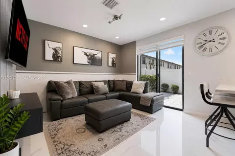 Other - 3382 W 104th Ter, Hialeah, FL 33018 photo 1 of 5