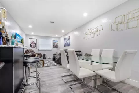 Dining - Undisclosed, Hialeah, FL 33012 photo 1 of 2