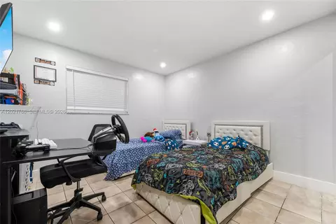 Bedroom - Undisclosed, Hialeah, FL 33012 photo 1 of 2