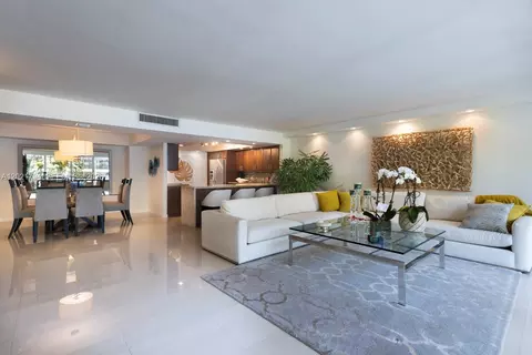 3 Grove Isle Dr #C307, Miami, FL 33133