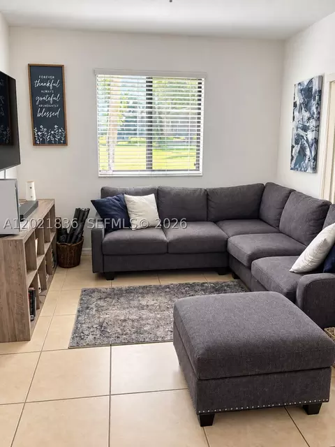 22631 SW 88th Pl #5-18, Cutler Bay, FL 33190