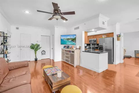 11650 SW 2nd St #16303, Pembroke Pines, FL 33025