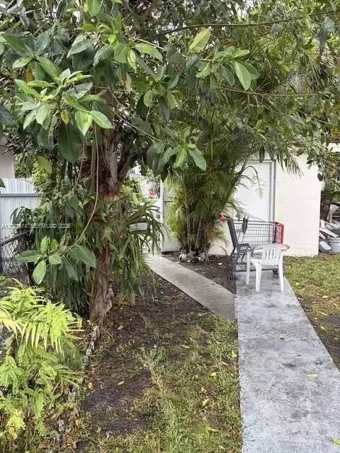 Exterior - 336 E 41st St, Hialeah, FL 33013 photo 3 of 6