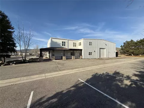 Exterior - 428 N Curry St, Tehachapi, CA 93561 photo 20 of 20
