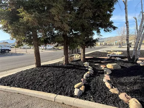 Exterior - 428 N Curry St, Tehachapi, CA 93561 photo 19 of 20