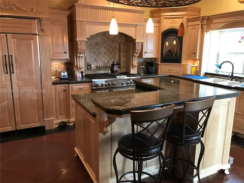 Kitchen - 428 N Curry St, Tehachapi, CA 93561 photo 1 of 3
