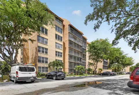 3771 Environ Blvd #346, Lauderhill, FL 33319