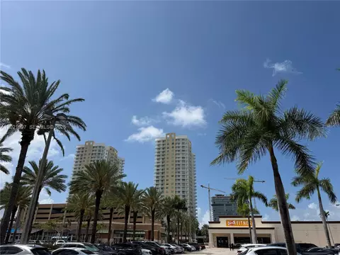 1755 E Hallandale Beach Blvd #2404E, Hallandale Beach, FL 33009