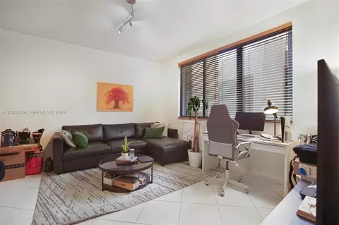 540 Brickell Key Dr #308, Miami, FL 33131