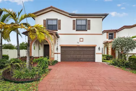 10400 W 35 Way, Hialeah, FL 33018