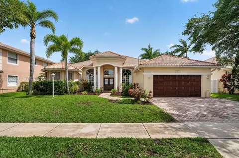 13775 NW 20th St, Pembroke Pines, FL 33028