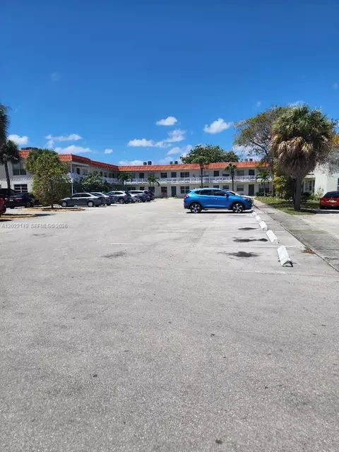 1331 S Dixie Hwy #316, Deerfield Beach, FL 33441