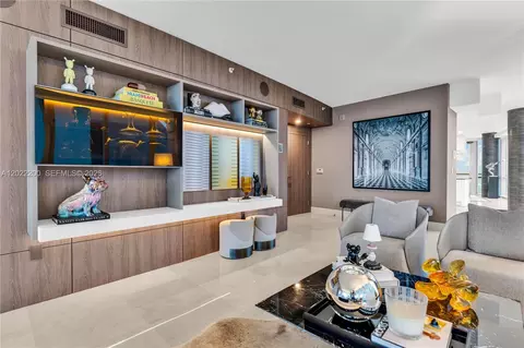 17121 Collins Ave #2708, Sunny Isles Beach, FL 33160