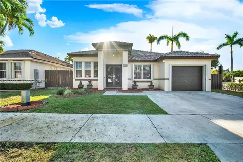 8357 SW 162nd Ct, Miami, FL 33193