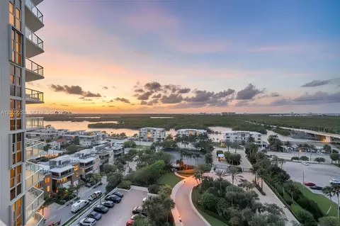 6001 N Ocean Dr #1203, Hollywood, FL 33019