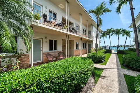 1130 Venetian Way #1E, Miami Beach, FL 33139