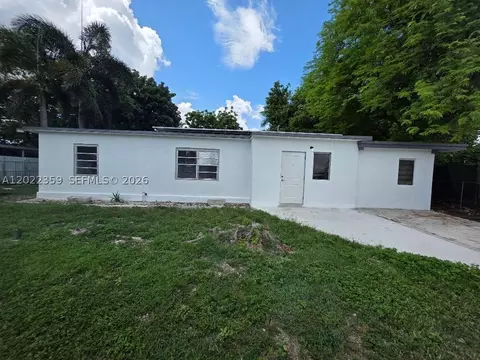 15340 Garfield Dr, Homestead, FL 33033