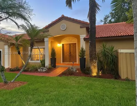 13313 NW 11th Dr, Sunrise, FL 33323