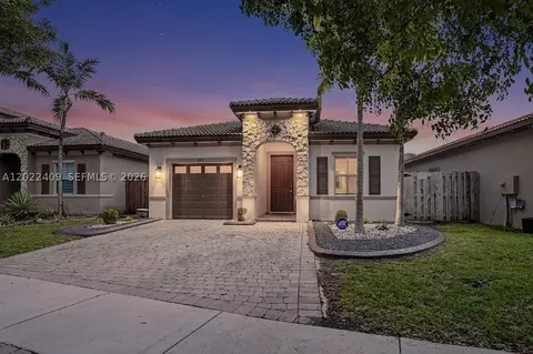 2316 NE 3rd Ct, Homestead, FL 33033