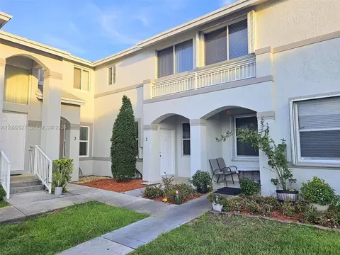 870 NE 212th Ter #2, Miami, FL 33179