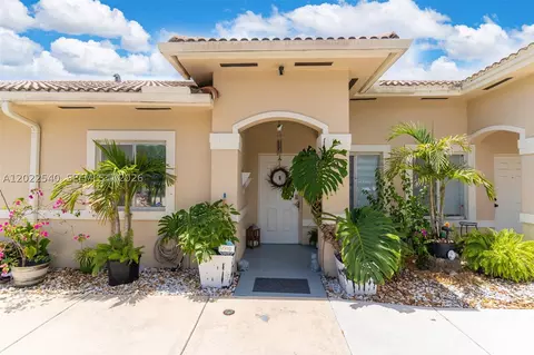 13268 Old Biscayne Dr #204, Homestead, FL 33033
