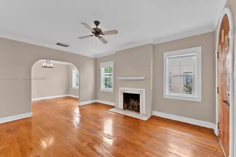 Living - 644 Navarre Ave, Coral Gables, FL 33134 photo 1 of 4