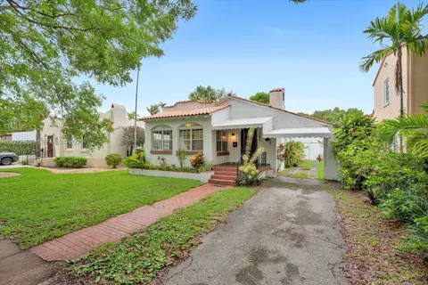 Exterior - 644 Navarre Ave, Coral Gables, FL 33134 photo 2 of 10
