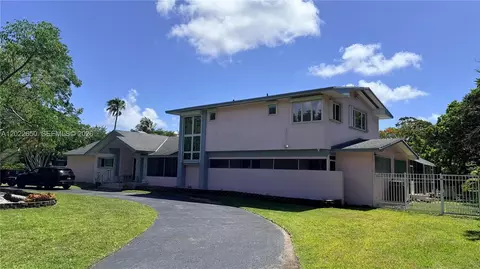 11651 SW 64th Ave, Pinecrest, FL 33156