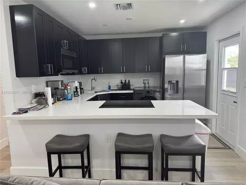 2608 NW 3rd St, Pompano Beach, FL 33069
