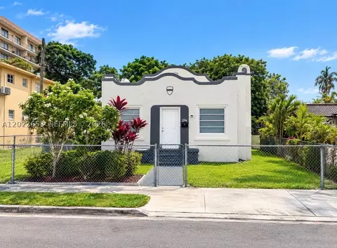 2744 SW 16th Ter, Miami, FL 33145