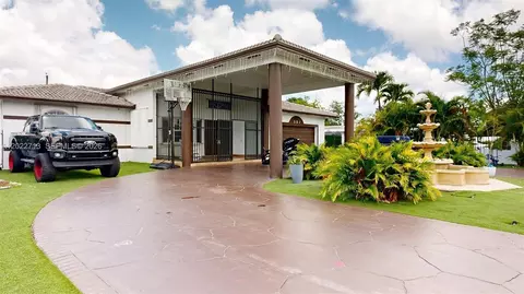 Other - 357 W 44th St, Hialeah, FL 33012 photo 2 of 52