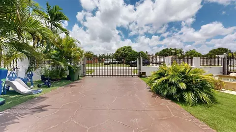 Exterior - 357 W 44th St, Hialeah, FL 33012 photo 1 of 9