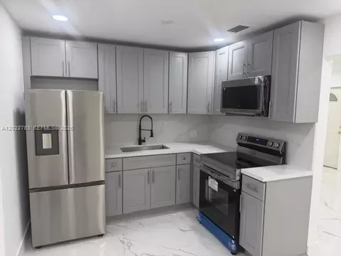 1001 S 62nd Ave, Hollywood, FL 33023