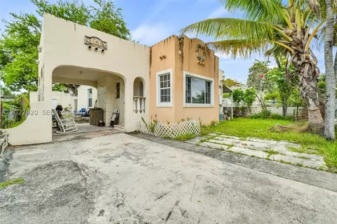 1122 NW 38th St, Miami, FL 33127