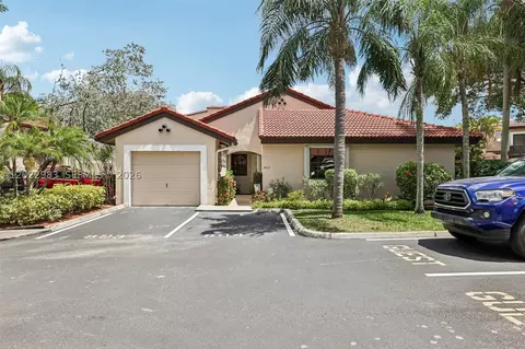 8927 W Sunrise Blvd, Plantation, FL 33322