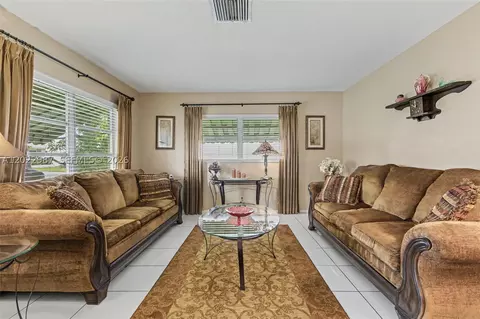 8309 NW 59th Pl, Tamarac, FL 33321
