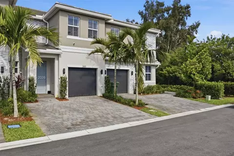 283 SW 169th Ln, Pembroke Pines, FL 33027