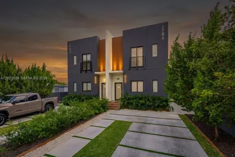 1784 NW 1786 Nw 31st St, Miami, FL 33142