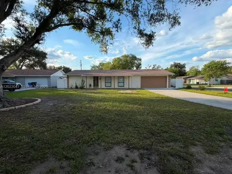 1210 Branda Vista Dr, Brandon, FL 33510