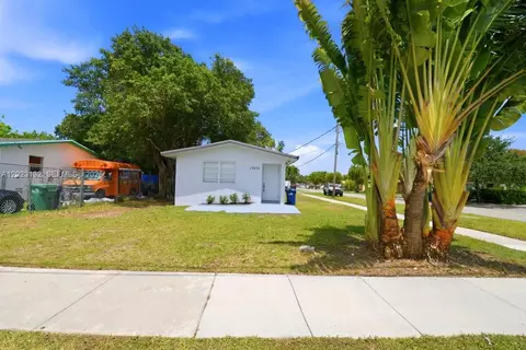 17875 SW 103rd Ave, Miami, FL 33157