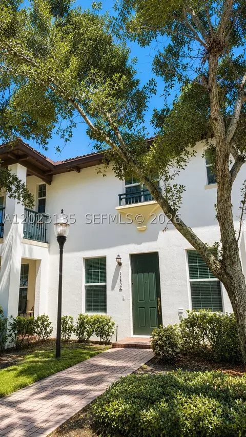 11837 SW 27th St, Miramar, FL 33025
