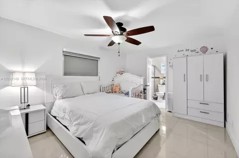 1071 W 37th St, Hialeah, FL 33012 photo 18