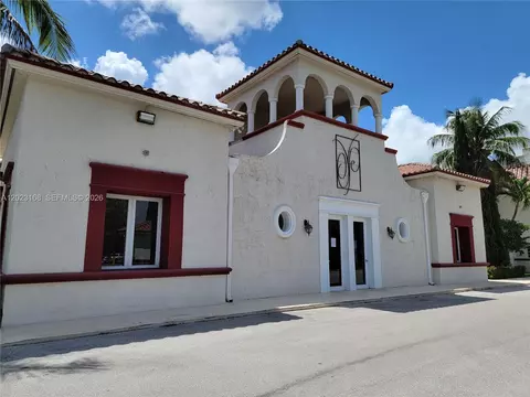 6707 N Kendall Dr #107, Pinecrest, FL 33156