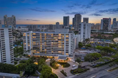 500 Three Islands Blvd #1008, Hallandale Beach, FL 33009
